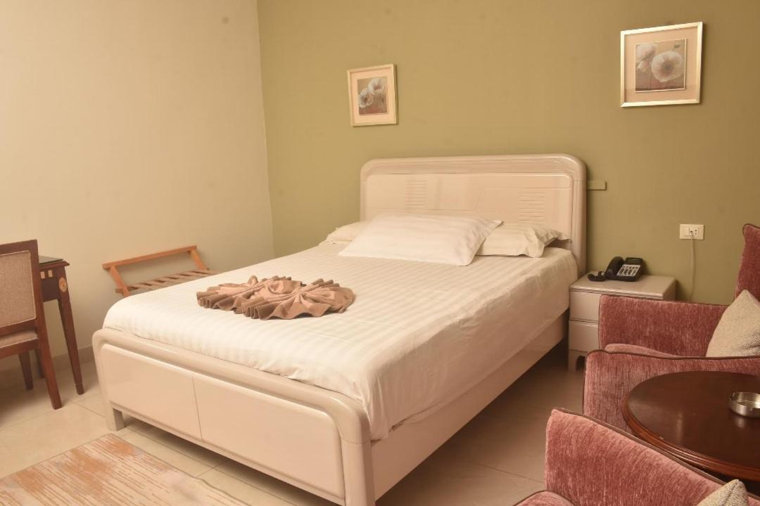 Crown Hotel Juba Exteriér fotografie